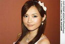 【中古】生写真(ハロプロ)/アイドル/モーニング娘。 モーニング娘。/安倍なつみ/顔アップ・横型・衣装白・背景茶色・カメラ目線オーサカキング2006モーニング娘。SHOP記念写真/公式生写真