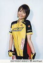 【中古】生写真(ハロプロ)/アイドル/モーニング娘。 モーニング娘。/安倍なつみ/膝上・衣装黒黄色赤・背景グレー・両手腰・目線正面/公式生写真
