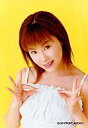 【中古】生写真(ハロプロ)/アイドル/ハロプロ 松浦亜弥/バストアップ・ワンピース白・背景黄色/公式生写真
