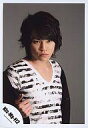 【中古】生写真(ジャニーズ)/アイドル/Kis-My-Ft2 Kis-My-Ft2/二階堂高嗣/バストアップ・衣装ボーダー柄黒白・右手服・背景グレー/公式生写真【02P01Mar16】【画】 - ネットショップ駿河屋 楽天市場店