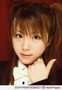 【中古】生写真(ハロプロ)/アイドル/モーニング娘。 モーニング娘。/田中れいな/顔アップ・衣装黒・インナー白・左手親指立て・背景赤/公式生写真