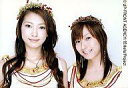 【中古】生写真(ハロプロ)/アイドル/モーニング娘。 モーニング娘。/飯田圭織・藤本美貴/横型・バストアップ・藤本歯見せ・衣装白金・装飾金/公式生写真