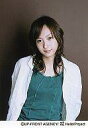 【中古】生写真(ハロプロ)/アイドル/モーニング娘。 モーニング娘。/藤本美貴/上半身・衣装白・インナー緑・両手後ろ・背景茶色/公式生写真