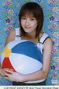 【中古】生写真(ハロプロ)/アイドル/モーニング娘。 モーニング娘。/藤本美貴/上半身・衣装白・両手でビーチボール抱え・背景花柄青・Alo Hello/ポストカードサイズ公式生写真