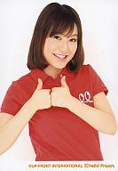 【中古】生写真(ハロプロ)/アイドル/モーニング娘。 モーニング娘。/リンリン/上半身・衣装赤・胸にロゴマーク・両手親指立て/公式生写真(3)