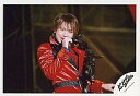 【中古】生写真(ジャニーズ)/アイドル/KinKi Kids KinKiKids/堂本光一/横型・腰上・衣装赤黒・右手マイク・背景黒/公式生写真