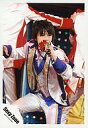 【中古】生写真(ジャニーズ)/アイドル/Sexy Zone SexyZone/佐藤勝利/ライブフォト・膝上・衣装白.青.金・左手マイク・赤い花/公式生写真