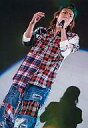 【中古】生写真(ジャニーズ)/アイドル/V6 V6/森田剛/ライブフォト・膝上・赤チェック柄シャツ・左手マイク・帽子緑色・ジーンズ・目線右・白ライト・枠無し/公式生写真