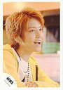 【中古】生写真(ジャニーズ)/アイドル/NEWS NEWS/手越祐也/バストアップ・パーカー黄色・口開け・右向き/公式生写真