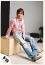 【中古】生写真(ジャニーズ)/アイドル/V6 V6/長野博/全身・ピンク色シャツ・ジーンズ・座り・木箱/公式生写真
