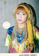 【中古】生写真(ハロプロ)/アイドル/Hello!Project 七人祭/矢口真里/上半身・衣装青黄色ピンク・ターバン・背景グレー/公式生写真