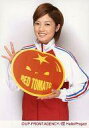 【中古】生写真(ハロプロ)/アイドル/美勇伝 美勇伝/三好絵梨香/上半身・衣装赤・白のジャージ・両手「RED TOMATO」/公式生写真