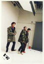 【中古】生写真(ジャニーズ)/アイドル/V6 V6/三宅健・森田剛・岡田准一/全身・衣装緑・迷彩柄・背景白/公式生写真