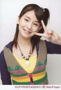 【中古】生写真(ハロプロ)/アイドル/Berryz工房 Berryz工房/菅谷梨沙子/上半身・衣装紫・黄色・ネックレス・左手ピース・背景白/公式生写真