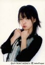【中古】生写真(ハロプロ)/アイドル/モーニング娘 モーニング娘。/田中れいな/バストアップ・衣装黒.白・両手グー・左向き・背景白/公式生写真