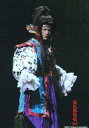 【中古】生写真(ジャニーズ)/アイドル/タッキー&翼 タッキー&翼/滝沢秀明/ライブフォト・膝上・和服・右向き・かつら・背景黒/滝沢歌舞伎2011