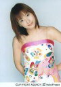 【中古】生写真(ハロプロ)/アイドル/モーニング娘。 モーニング娘。/藤本美貴 /上半身・衣装白・花柄・両手後ろ・首傾げ・背景グレー/公式生写真