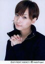 【中古】生写真(ハロプロ)/アイドル/モーニング娘 モーニング娘。/藤本美貴/バストアップ・衣装黒・両手合わせ・体左向き/公式生写真