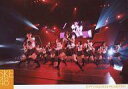 【中古】生写真(AKB48 SKE48)/アイドル/SKE48 SKE48(集合)/横型 ライブフォト 全身 チェックスカート赤 照明赤/公式生写真