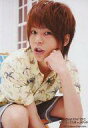 【中古】生写真(ジャニーズ)/アイドル/Hey! Say! JUMP Hey!Say!JUMP/有岡大貴/左手・座り・シャツ黄・左手頬・前屈み/Hey!Say!...