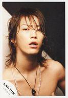 【中古】生写真(ジャニーズ)/アイドル/KAT-TUN KAT-TUN/亀梨和也/バストアップ 上半身裸 ネックレス 口開け/公式生写真