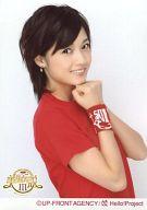 【中古】生写真(ハロプロ)/アイドル/美勇伝 美勇伝/三好絵梨香/上半身・衣装赤・両手グー・リストバンド/美勇伝ライブツアー2006秋 美勇伝説III〜愛すCREAMとMyプリン〜