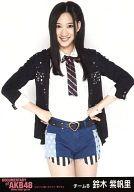 【中古】生写真(AKB48・SKE48)/アイドル/AKB48 鈴木紫帆里/膝上/映画前売券特典「DOCUMENTARY of AKB48 少女たちは傷つきながら、夢を見る」