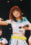 【中古】生写真(ハロプロ)/アイドル/モーニング娘。 モーニング娘。/保田圭/ライブフォト・膝上・衣装銀青・左手マイク・背景黒・枠無し/公式生写真 200円