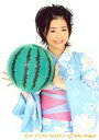 【中古】生写真(ハロプロ)/アイドル/Berryz工房 Berryz工房/清水佐紀/上半身・着物水色・両手ビーチボール・背景白/公式生写真