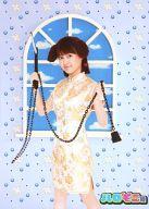 【中古】生写真(ハロプロ)/アイドル/モーニング娘。 モーニング娘。/リンリン/膝上・チャイナ服黄色・両手武器・2Lサイズ/ハロモニ@