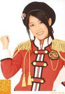 【中古】生写真(AKB48・SKE48)/アイドル/SKE48 前田栄子(手束真知子) /上半身・衣装赤・金・右手グー・帽子/「2009 SKE48」/公式生写真