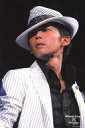 【中古】生写真(ジャニーズ)/アイドル/タッキー&翼 タッキー&翼/今井翼/バストアップ・衣装ストライプ白黒・帽子・2Lサイズ生写真/World’s Wing ...