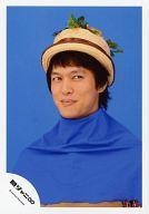 【中古】生写真(ジャニーズ)/アイドル/関ジャニ∞ 関ジャニ∞/丸山隆平/バストアップ・帽子・目線右・口閉じ・背景青/公式生写真