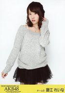 生写真(AKB48・SKE48)/アイドル/AKB48 藤江れいな/膝上/BD・DVD「DOCUMENTARY OF AKB48 NO FLOWER WITHOUT RAIN 少女たちは涙の後に何を見る?」コンプリートBOX封入特典