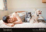 【中古】生写真(AKB48・SKE48)/アイドル/AKB48 前田敦子/横型・ベッドに寝転び・手前に犬/「君は僕だ」劇場盤特典