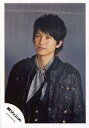 【中古】生写真(ジャニーズ)/アイドル/関ジャニ∞ 関ジャニ∞/大倉忠義/上半身・衣装黒・ストール・目線左上・背景グレー/公式生写真