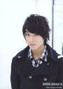【中古】生写真(ジャニーズ)/アイドル/関西ジャニーズJr. 関西ジャニーズJr./朝田淳弥/バストアップ・衣装黒・チェック柄・コート/公式生写真