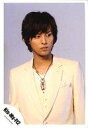 【中古】生写真(ジャニーズ)/アイドル/Kis-My-Ft2 Kis-My-Ft2/藤ヶ谷太輔/上半身・衣装白・ネックレス・体正面・目線右/15夏秋 パンフ..