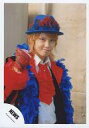 【中古】生写真(ジャニーズ)/アイドル/NEWS NEWS/手越祐也/上半身・衣装青赤・白・帽子・右手グー・口閉じ・体右向き/公式生写真