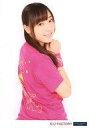 【中古】生写真(ハロプロ)/アイドル/モーニング娘。 モーニング娘。/譜久村聖/上半身・衣装ピンク・体右向き・右手首元・リストバンド/公式生写真