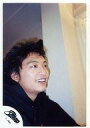 【中古】生写真(ジャニーズ)/アイドル/SMAP SMAP/香取慎吾/顔アップ・衣装黒・右向き・目線上・口開け/公式生写真