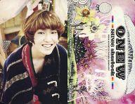 【中古】コレクションカード(男性)/CD「Sherlock」(日本盤)特典トレーディングカード SHINee/オンユ(Onew)/衣装黒・笑顔/裏面花柄模様/CD「Sherlock」(日本盤)特典トレーディングカード