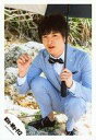【中古】生写真(ジャニーズ)/アイドル/Kis-My-Ft2 Kis-My-Ft2/玉森裕太/全身・しゃがみ・衣装白・青・黒・右手貝・左手傘/「16夏 パンフ&グッズ撮影」/公式生写真