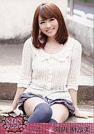 【中古】生写真(AKB48 SKE48)/アイドル/SDN48 河内麻沙美/膝上 衣装白 水玉模様スカート 座り/DVD「サタデーナイトイジリーVol.2」特典