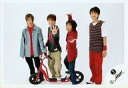 【中古】生写真(ジャニーズ)/アイドル/ジャニーズJr. ジャニーズJr./集合(4人)・山下智久・生田斗真・風間俊介・長谷川純/横型・全身・衣装赤黒・風間右手上げ・生田左手指立て/公式生写真