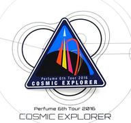 発売日 2016/05/03 メーカー - 型番 - JAN 4943566577639 備考 商品解説■「Perfume 6th Tour 2016 『COSMIC EXPLORER』」の公式グッズです。“COSMIC EXPLORER”のエンブレムがピンバッジに。お手持ちのバッグやポーチ、キャップ等に付けてご使用ください。これであなたも “COSMIC EXPLORER”の一員に!?【商品詳細】サイズ：約縦3.5×横4×厚み0.08cm 関連商品はこちらから