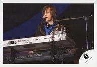 【中古】生写真(ジャニーズ)/アイドル/ジャニーズJr. ジャニーズJr./石垣大祐/ライブフォト・横型・上半身・衣装黒.青・視線左・キーボード/公式生写真