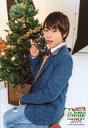【中古】生写真(ジャニーズ)/アイドル/関西ジャニーズJr. 関西ジャニーズJr./大西流星/全身・座り・衣装青・茶色・白・左向き・口開け・クリスマスツリー/関西ジャニーズJr.「X’mas SHOW 2016」オリジナルフォトセット