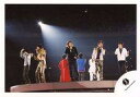 【中古】生写真(ジャニーズ)/ジャニーズ ジャニーズ/集合(5人)/伊野尾慧・薮宏太・高木雄也・大野智・櫻井翔/横型・ライブフォト・全身・衣装黒・衣装金/公式生写真