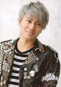 【中古】生写真(ジャニーズ)/アイドル/関ジャニ∞ 関ジャニ∞/安田章大/バストアップ・ボーダーシャツ・バッジ複数上着/関ジャニ’sエイターテイメント オリジナルフォトセット